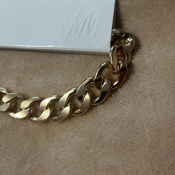 Short Necklace by H&M - Picture 2 of 4